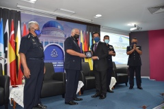 Majlis Penyerahan Sijil Penubuhan Polis Bantuan BWSB